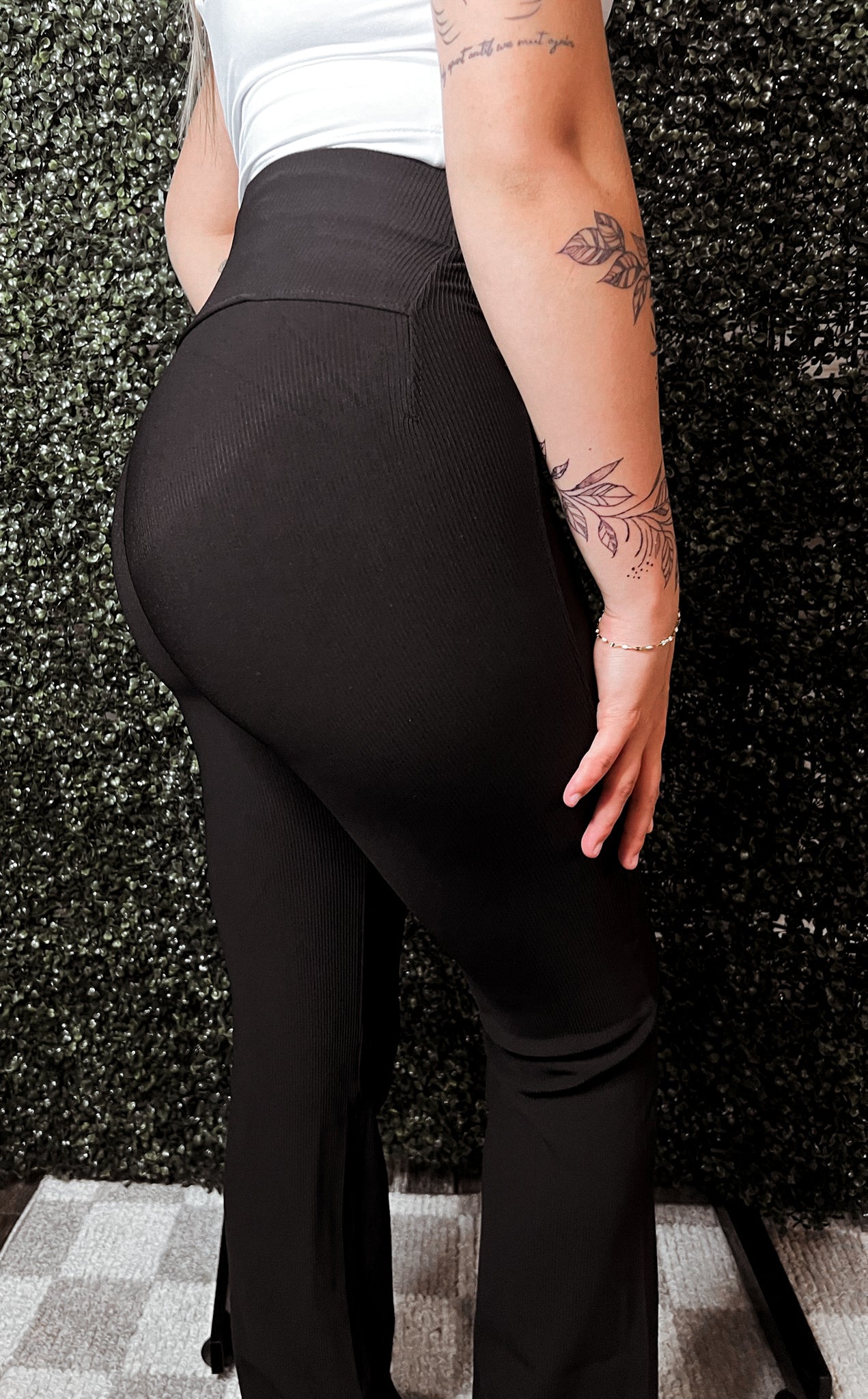 Pintuck Flare Leggings Black