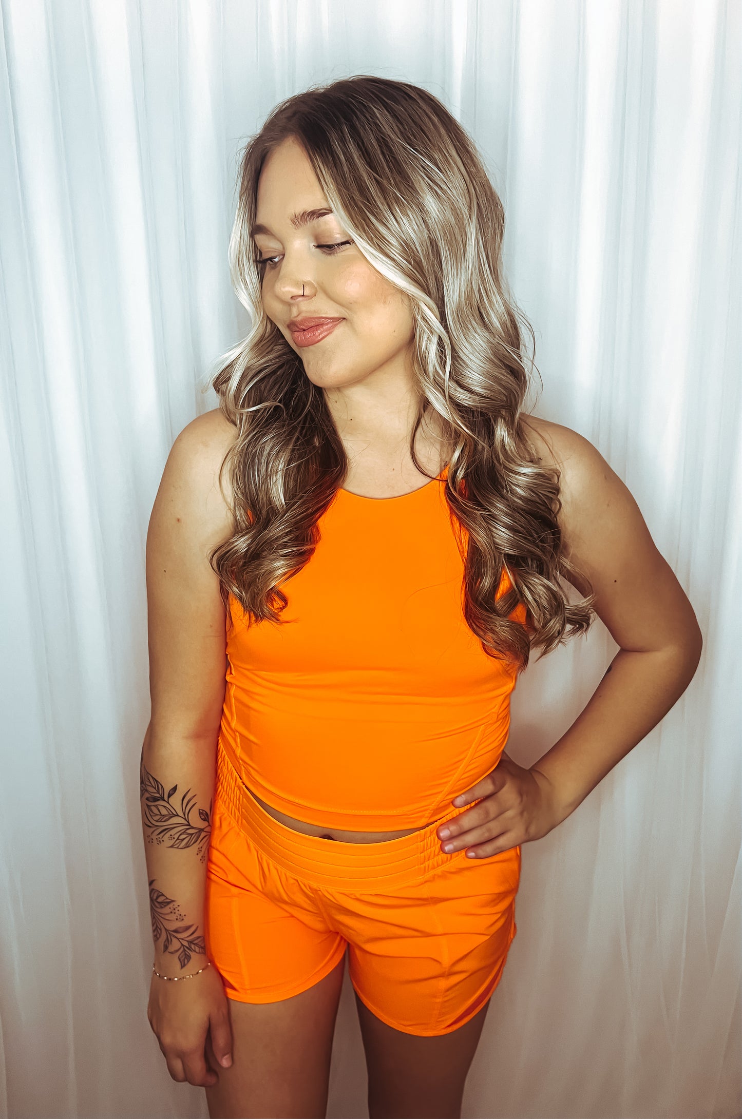 Active Short/Mesh Highlight Orange